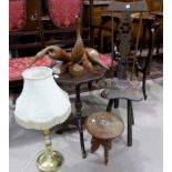 A spinning chair; a tripod table; 3 carved birds; a table lamp; etc.