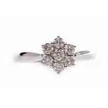 DIAMOND FLOWER RING