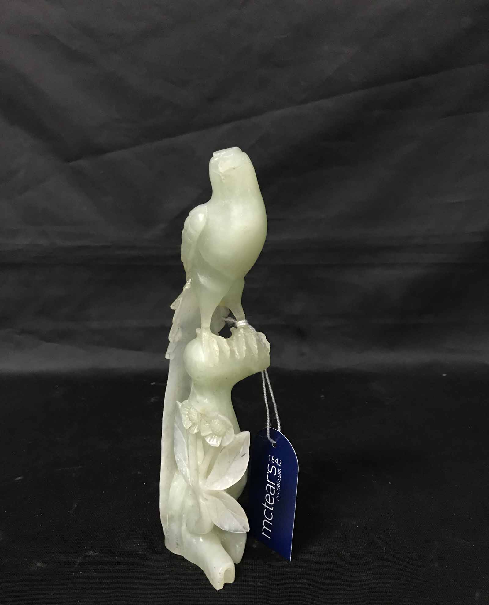 CHINESE JADEITE CARVING OF BIRD ON TREE