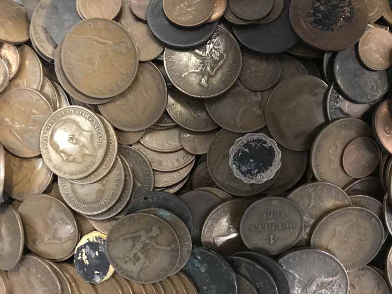 LOT OF GB COPPER COINS