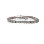 IMPRESSIVE DIAMOND LINE BRACELET