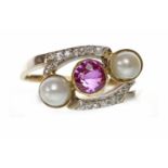 EARLY TWENTIETH CENTURY PEARL AND PINK GEM SET RING set with a single central collet set pink gem