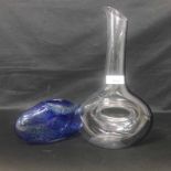 MODERN GLASS VASE STAMPED RIEDEL TO BASE AND A SQUAT BLUE GLASS VASE (2)