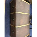 VINTAGE BENTWOOD TRAVEL TRUNK