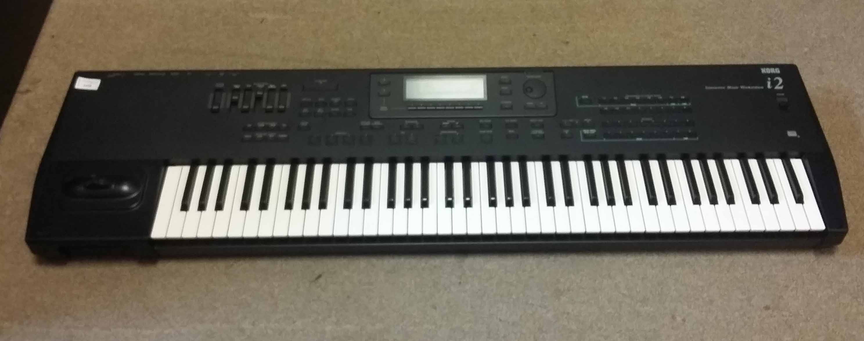KORG I2 INTERACTIVE MUSIC WORKSTATION electronic keyboard, model I2, serial 310029, made in Japan,
