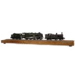 MODEL CALEY 044 TANK LOCOMOTIVE and the patriot steam locomotive with tender in glazed case,