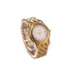 A LADY'S GUCCI GOLD PLATED QUARTZ WRIST WATCH