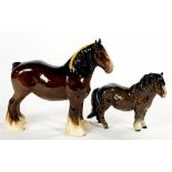 TWO BESWICK POTTERY HORSES AND A CARNIVAL GLASS DISH, 20CM D, C1900
