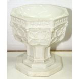 A MINTONS WHITE EARTHENWARE MINIATURE GOTHIC REVIVAL FONT, 17.5CM H, IMPRESSED MARK AND DATE CODE