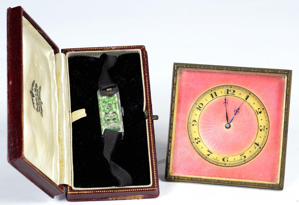 A GILTMETAL AND PINK GUILLOCHE ENAMEL STRUT TIMEPIECE, 6.5CM W, C1930 AND AN ART DECO CHROMIUM