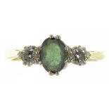 A GREEN TOURMALINE AND DIAMOND THREE STONE RING, IN 18CT GOLD, 3.1G