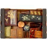 TREEN. A COLLECTION OF 19TH C AND LATER WOOD INLAID, ROSEWOOD LACQUER AND PAPIER MACHE BOXES