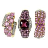 THREE GOLD RINGS, VARIOUSLY GEM SET, 9.4G