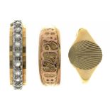 A 9CT GOLD SIGNET RING, A 9CT GOLD MIZPAH RING AND A GEM SET 9CT GOLD ETERNITY RING, 8.4G