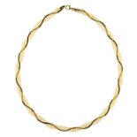 A GOLD ENTWINED MESH NECKLACE, MARKED 585, 10.7G