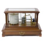 A WALNUT BAROGRAPH SHORT & MASON LTD LONDON, EARLY 20TH C the lacquered brass mechanism with seven