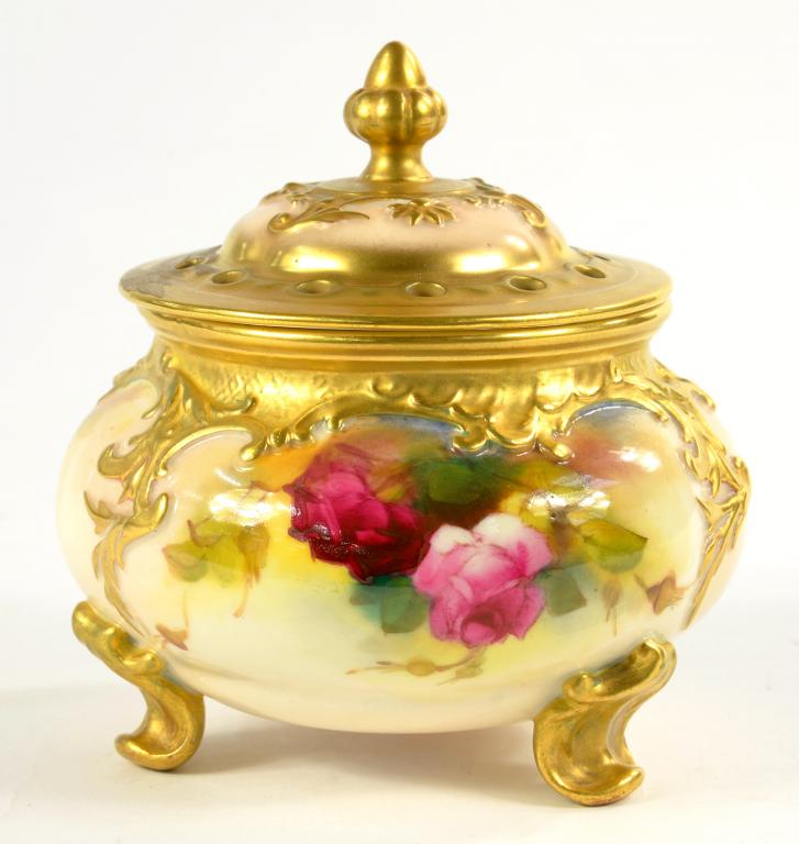 A ROYAL WORCESTER COMPRESSED GLOBULAR POT POURRI VASE AND COVER, PAINTED BY SPILSBURY, SIGNED,