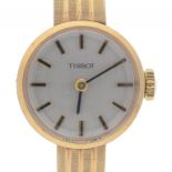 A TISSOT 9CT GOLD LADY'S WRISTWATCH AND BRACELET, MAKER'S BOX, 17.6G