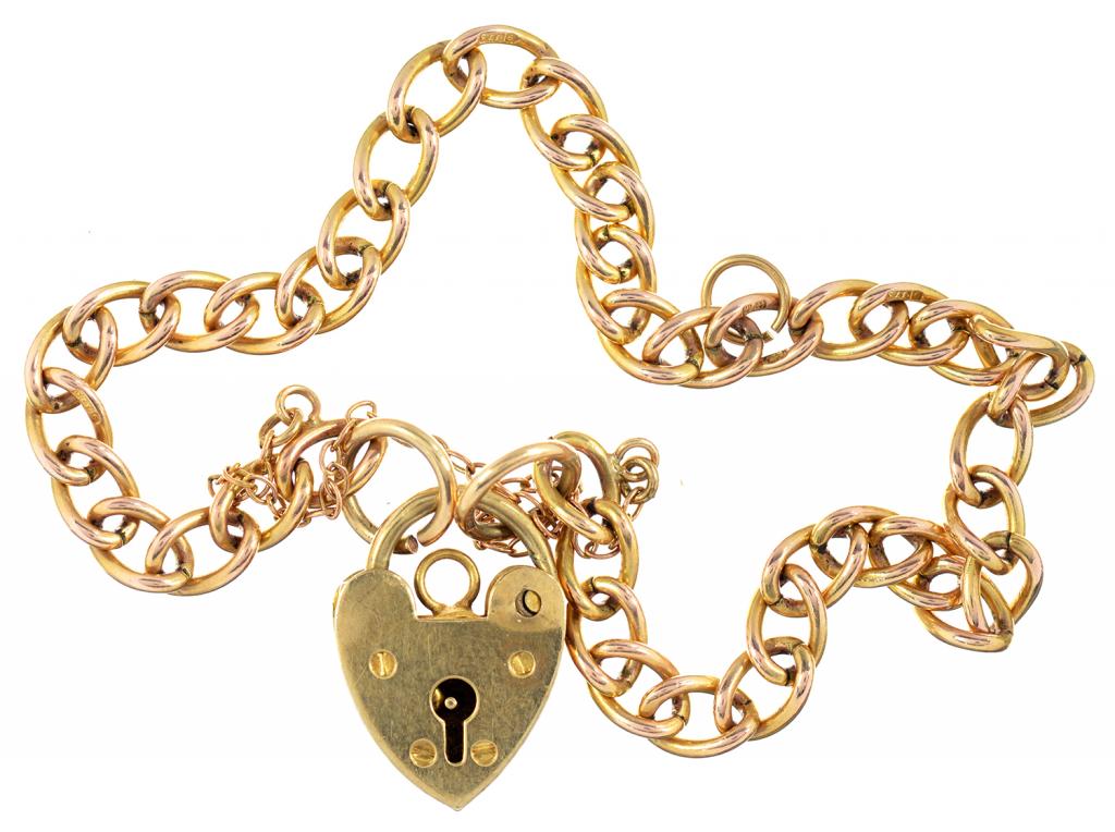 A 9CT GOLD CURB BRACELET AND PADLOCK, 6.9G