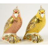 TWO ROYAL CROWN DERBY COCKATOO AND CITRON COCKATOO PAPERWEIGHTS, 14CM H, PRINTED MARK, GILT BUTTON