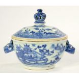 A CHINESE EXPORT PORCELAIN BLUE AND WHITE MINIATURE TUREEN AND COVER, WITH BOARS HEAD HANDLES AND