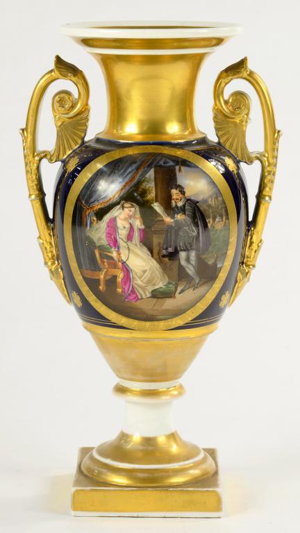 A FRENCH PORCELAIN GILT GROUND VASE, WITH UPSCROLLED PALMETTE HANDLES, PAINTED WITH A 16TH C