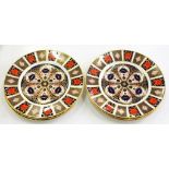 A SET OF SIX ROYAL CROWN DERBY IMARI PATTERN PLATES, 27CM D, PRINTED MARK (CANCELLED), LATE 20TH C