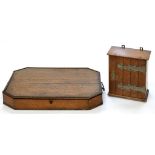 AN EDWARDIAN OAK SMOKER'S CABINET, 29CM W AND AN OAK CUTLERY BOX OF OCTAGONAL SHAPE