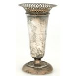 A GEORGE V SILVER VASE, OF TRUMPET SHAPE WITH PIERCED TRELLIS RIM, 15.5CM H, BIRMINGHAM 1917,