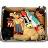 A QUANTITY OF VINTAGE DOLLS AND SOFT TOYS