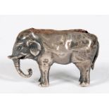 AN EDWARD VII ELEPHANT NOVELTY SILVER PIN CUSHION, 2.5CM H, BIRMINGHAM 1907