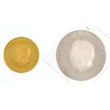 COMMEMORATIVE GOLD (.900) MEDAL. LIECHTENSTEIN 1978, 6.7G AND A LARGER SIMILAR SILVER