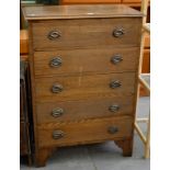 AN OAK CHEST OF DRAWERS, 75CM W, EARLY 20TH C AND A BAMBOO AND PLATE GLASS SHELF UNIT