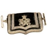 A VICTORIAN BLACK LEATHER ARMY OFFICER'S CROSS BELT POUCH, 16CM W