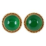 A PAIR OF CHRYSOPRASE SET GOLD EARRINGS, MARKED 14CT, W 18.5MM, 11.3G