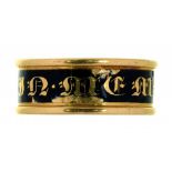 A GEORGE III GOLD AND ENAMEL MOURNING RING, INSCRIBED 'IN MEMORY OF', ENGRAVED MARY WILLIAMS OBT