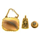 AN AGATE PENDANT IN GOLD, UNMARKED, 3.88G, A GYPSY SET DIAMOND 15CT GOLD DRESS STUD, 2.1G, AND A
