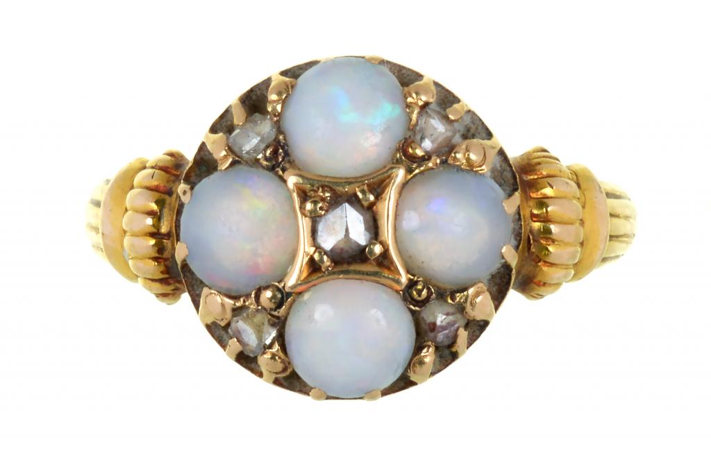 AN OPAL AND DIAMOND SET 18CT GOLD RING, 3.1G, SIZE L