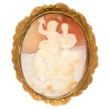 A SHELL CAMEO BROOCH IN GOLD, UNMARKED, 72 X 60 MM, 26G