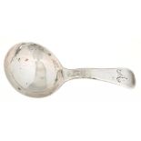 A GEORGE IV SILVER CADDY SPOON, WITH ROUND BOWL, INITIALLED A, 8CM L, MAKER'S MARK RUBBED,