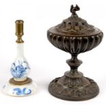 A CHINESE MINIATURE BLUE AND WHITE VASE AND COVER OF ANOTHER, ADAPTED AND MOUNTED IN BRASS AS A