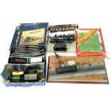 A HORNBY CLOCKWORK OGAUGE TRAIN SET, BOXED, POOR CONDITION, A (REPAINTED) 4-4-0 OGAUGE ELECTRIC