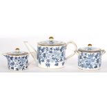 A WEDGWOOD CYLINDRICAL BONE CHINA TEA SERVICE, PRINTED IN DARK BLUE WITH FLOWERS, TEAPOT AND COVER