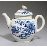 A WORCESTER BLUE AND WHITE GLOBULAR TEAPOT, C1785, transfer printed with the Fence pattern, and a