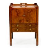 A GEORGE III WALNUT TRAY TOP COMMODE, 80CM H; 56 X 42CM