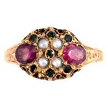 A VICTORIAN RUBY AND SPLIT PEARL RING IN 15CT GOLD, MAKER'S MARK FD, BIRMINGHAM 1882, 1.8G, SIZE