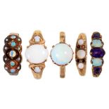 AN OPAL AND AMETHYST RING IN 9CT GOLD, AN OPAL AND SPESSARTINE GARNET RING IN 9CT GOLD, AN OPAL