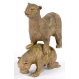 A BRONZE SCULPTURE OF BEARS, 20.5CM H, STAMPED © G. G. LIMITED AND 15/500