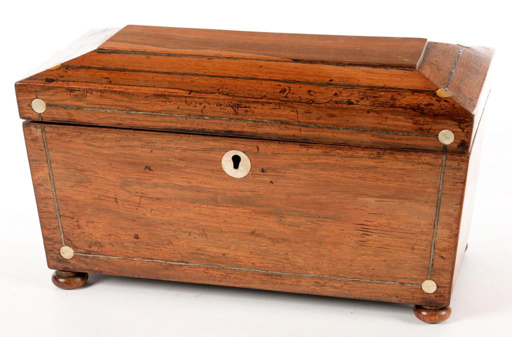 AN EARLY VICTORIAN ROSEWOOD, BRASS LINE AND MOTHER OF PEARL INLAID TEA CADDY OF SARCOPHAGUS SHAPE,