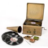 THE FAIRY MELODIOUS GRAMOPHONE. AN EARLY 20TH C TINPLATE PORTABLE GRAMOPHONE, 16 X 16CM AND